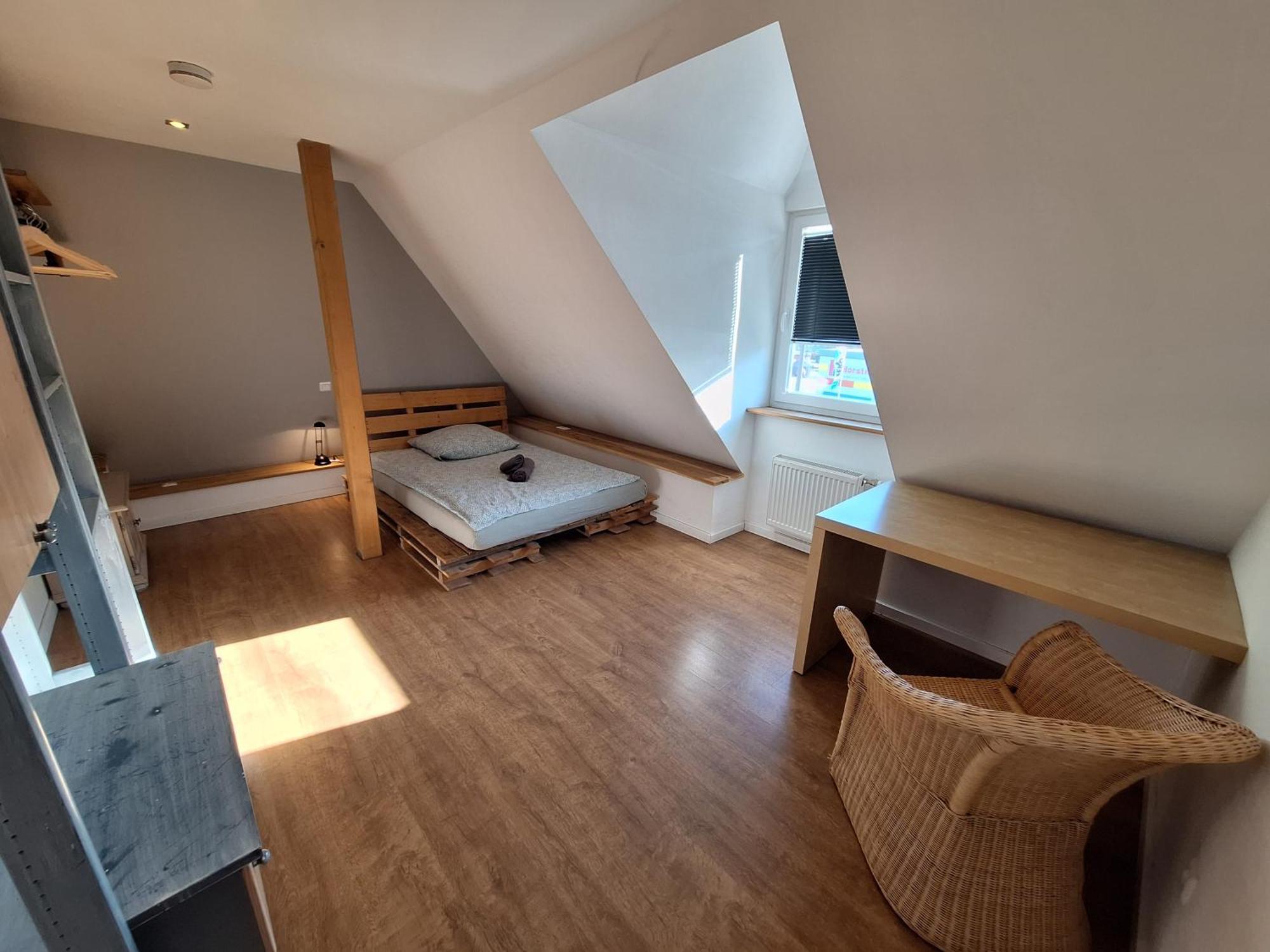 Bielefeld Zentral Komplette Fewo, 4 Schlafbereiche Bis Zu 8 Personen Exteriör bild